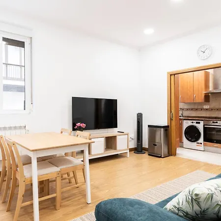 公寓 Espacioso Y Bien Equipado Cerca De La Playa 圣塞瓦斯蒂安