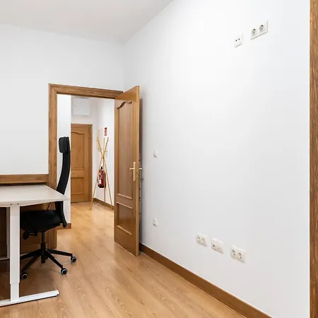 Apartmán Espacioso Y Bien Equipado Cerca De La Playa *